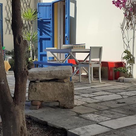 Il Cortile Della Monaca Panzió Brindisi Kültér fotó