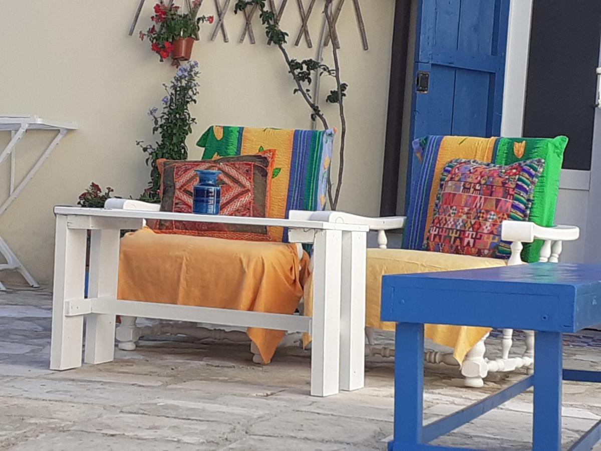 Il Cortile Della Monaca Panzió Brindisi Kültér fotó